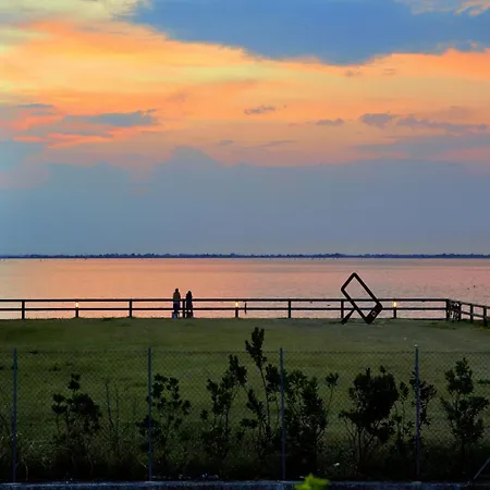 Beachside Near The Centre Lignano Sabbiadoro